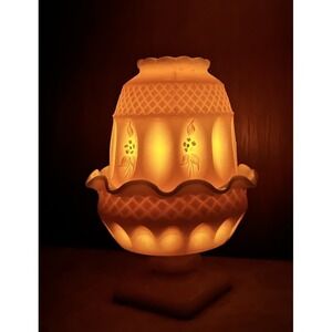 RARE Westmoreland WF-38 Almond Custard Fairy Lamp Beaded Bouquet Signed 1979 VTG